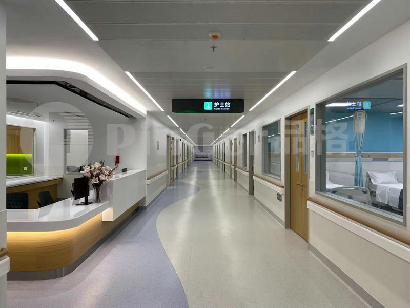 Handlauf für Krankenhausflurwände